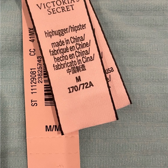 NEW WITH TAGS VICTORIA’S SECRET 2 PK SIZE M SUPPER STRETCHY HIPHUGGER PANTIES - Picture 5 of 5